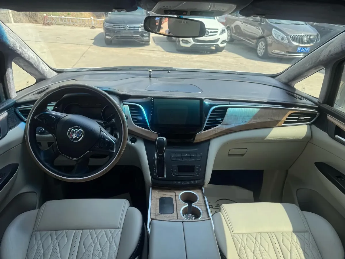 2018 Buick GL8 2.0T 260HP L4 6AT,autocango,china used car exporter,china ev exporter,chinese used car exporter,chinese used ev exporter