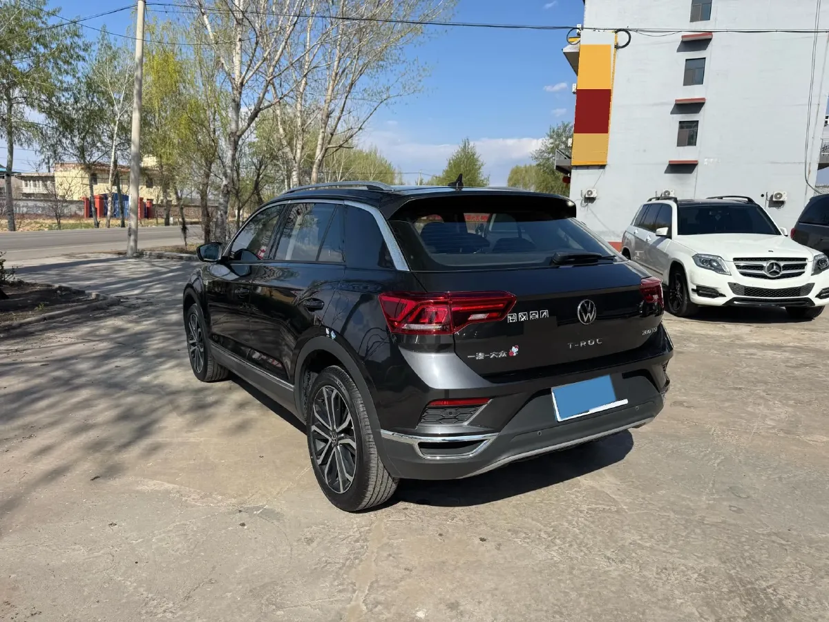 2021 Volkswagen T-Roc 1.4T 150HP L4 7DCT,autocango,china used car exporter,china ev exporter,chinese used car exporter,chinese used ev exporter