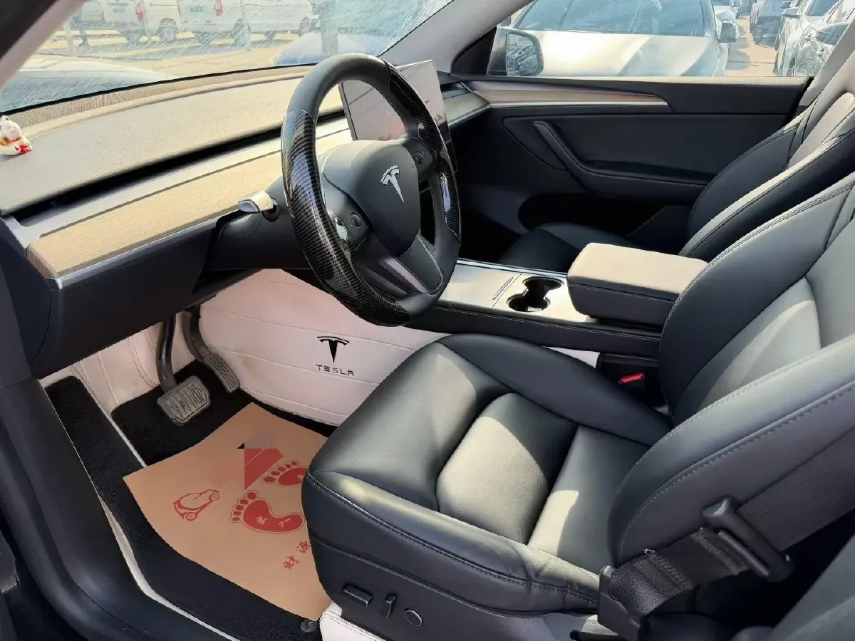 2022 Tesla Model Y BEV 60KWH,autocango,china used car exporter,china ev exporter,chinese used car exporter,chinese used ev exporter