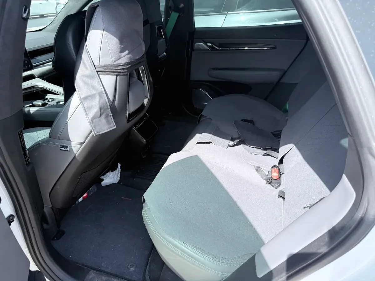 2023 Zeekr 001 BEV 86KWH,autocango,china used car exporter,china ev exporter,chinese used car exporter,chinese used ev exporter