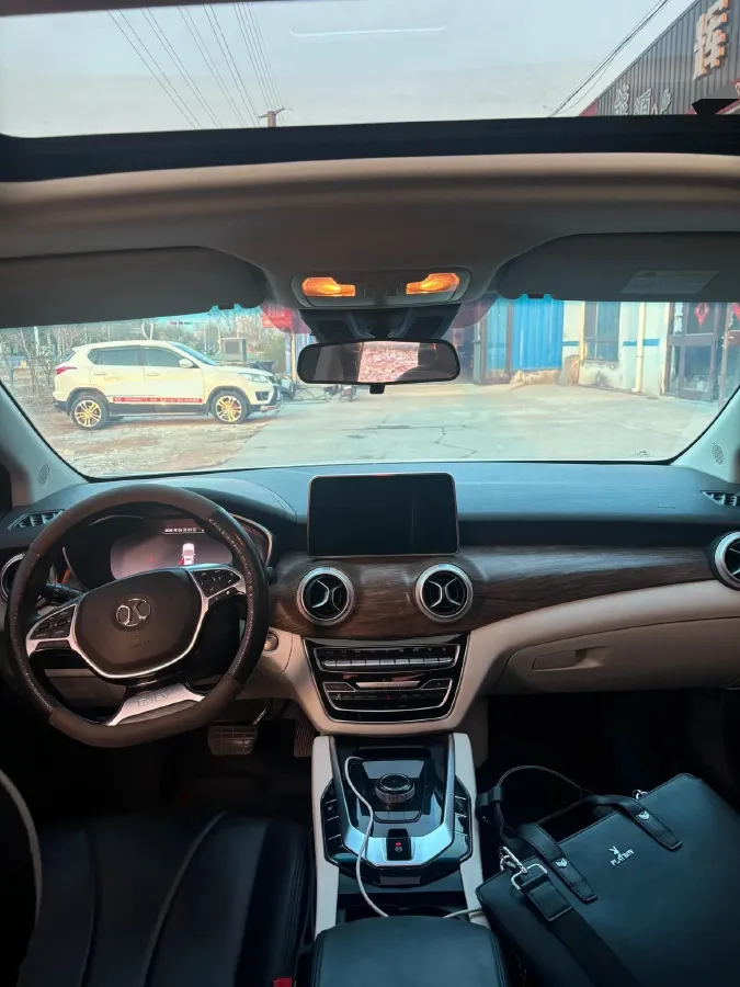 2018 BeiJing Auto EU5 BEV 53.66KWH,autocango,china used car exporter,china ev exporter,chinese used car exporter,chinese used ev exporter