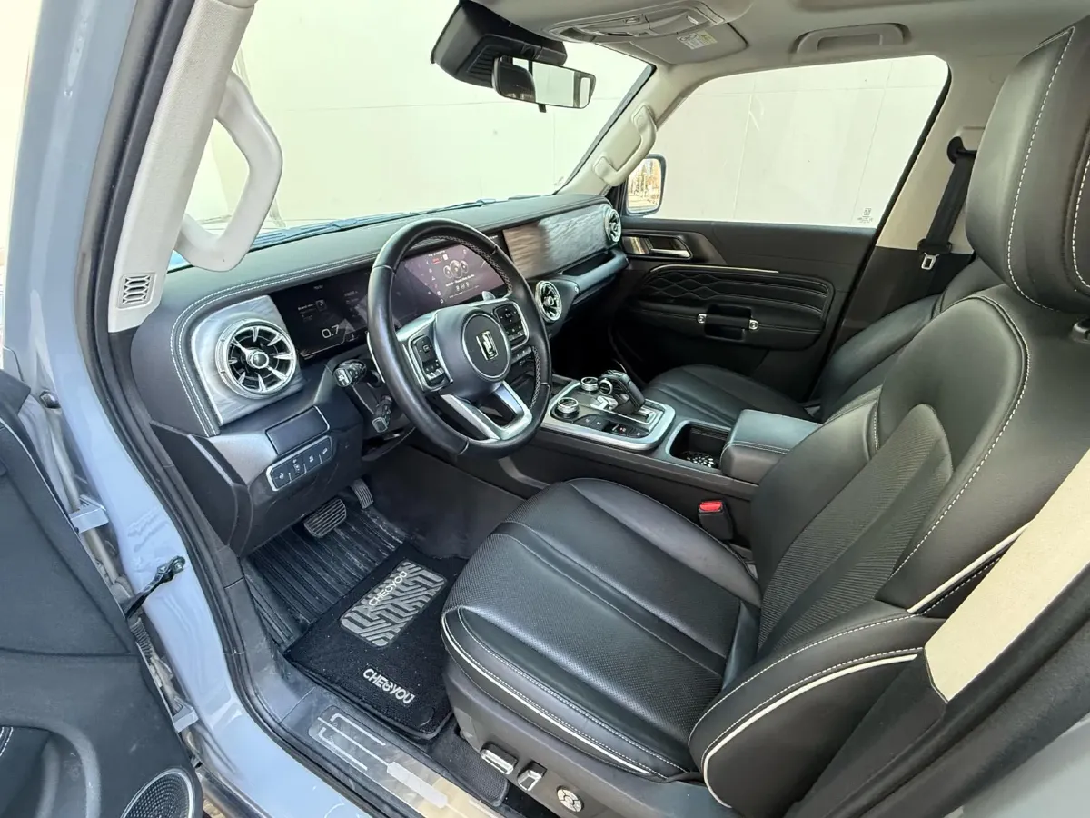 2023 Tank 300 2.0T 227HP L4 8AT,autocango,china used car exporter,china ev exporter,chinese used car exporter,chinese used ev exporter