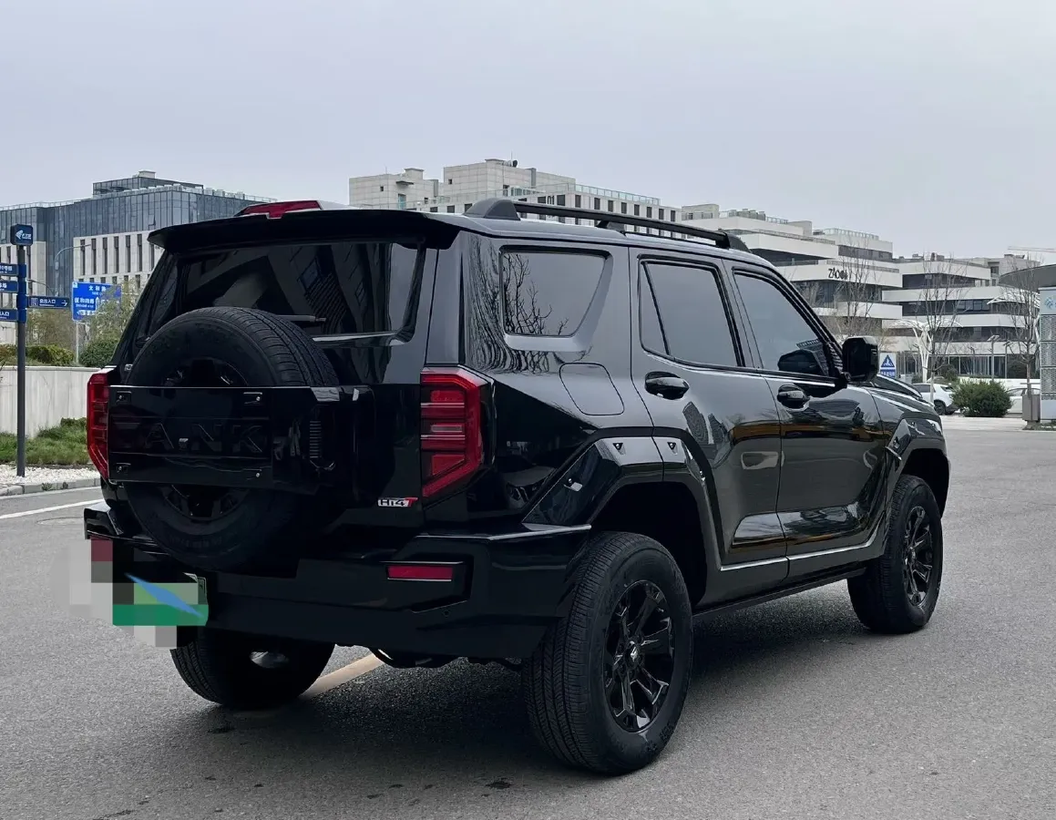 2024 Tank 400 2.0T 252HP L4 9AT PHEV 36.7/37.1KWH,autocango,china used car exporter,china ev exporter,chinese used car exporter,chinese used ev exporter