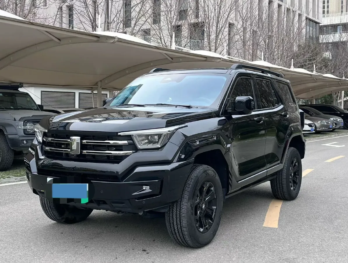 2024 Tank 400 2.0T 252HP L4 9AT PHEV 36.7/37.1KWH,autocango,china used car exporter,china ev exporter,chinese used car exporter,chinese used ev exporter