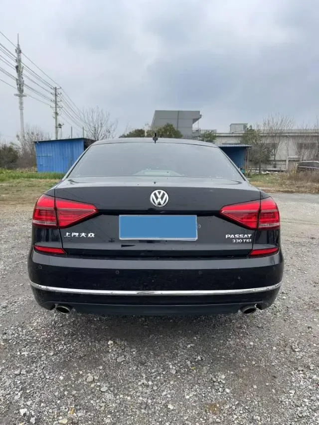 2017 Volkswagen Passat 1.8T 180HP L4 7DCT,autocango,china used car exporter,china ev exporter,chinese used car exporter,chinese used ev exporter
