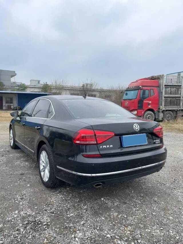 2017 Volkswagen Passat 1.8T 180HP L4 7DCT,autocango,china used car exporter,china ev exporter,chinese used car exporter,chinese used ev exporter