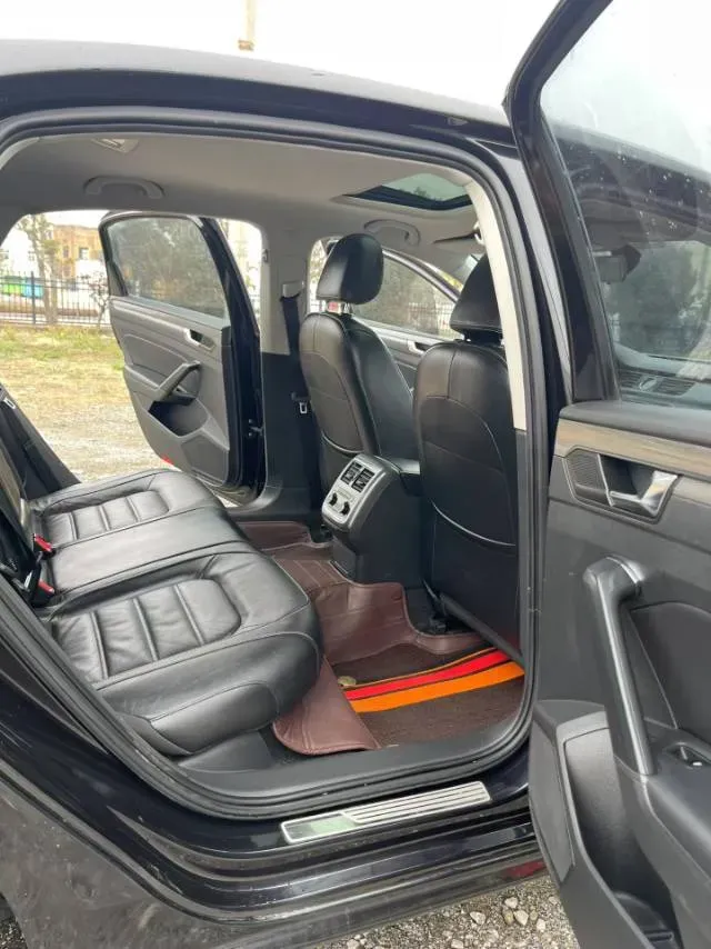 2017 Volkswagen Passat 1.8T 180HP L4 7DCT,autocango,china used car exporter,china ev exporter,chinese used car exporter,chinese used ev exporter