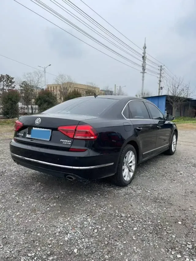 2017 Volkswagen Passat 1.8T 180HP L4 7DCT,autocango,china used car exporter,china ev exporter,chinese used car exporter,chinese used ev exporter