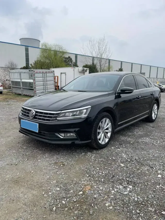 2017 Volkswagen Passat 1.8T 180HP L4 7DCT,autocango,china used car exporter,china ev exporter,chinese used car exporter,chinese used ev exporter