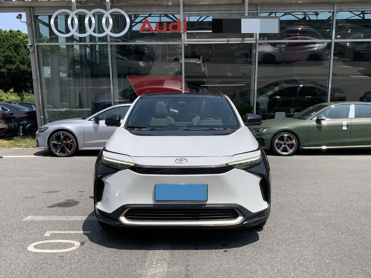 2022 Toyota bZ4X BEV 66.7KWH,autocango,china used car exporter,china ev exporter,chinese used car exporter,chinese used ev exporter