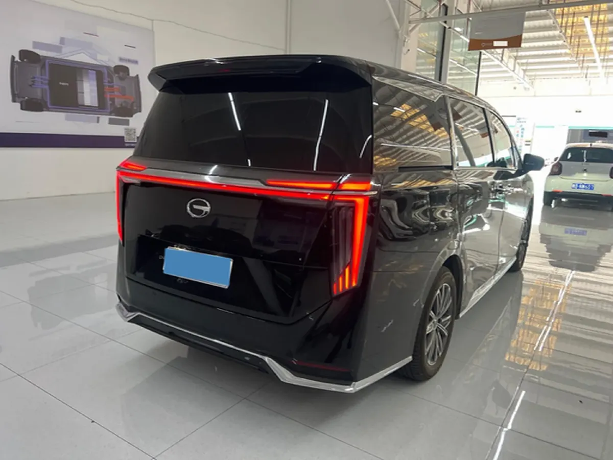 2024 GAC Trumpchi M8 2.0T 252HP L4 8AT,autocango,china used car exporter,china ev exporter,chinese used car exporter,chinese used ev exporter