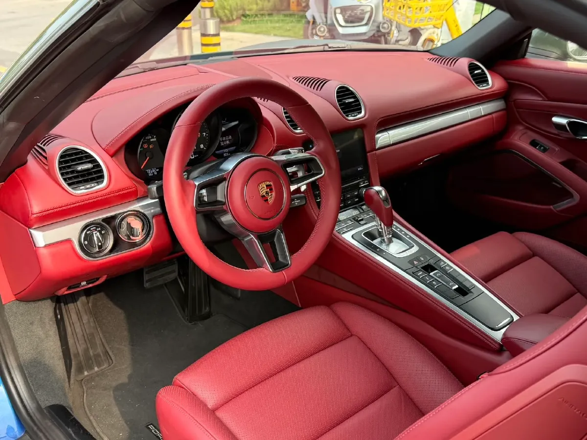 2016 Porsche 718 2.0T 250HP H4 7DCT,autocango,china used car exporter,china ev exporter,chinese used car exporter,chinese used ev exporter