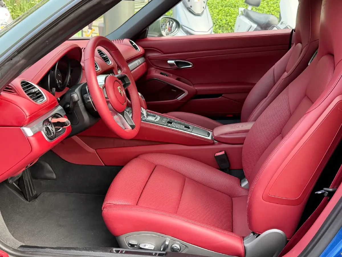 2016 Porsche 718 2.0T 250HP H4 7DCT,autocango,china used car exporter,china ev exporter,chinese used car exporter,chinese used ev exporter