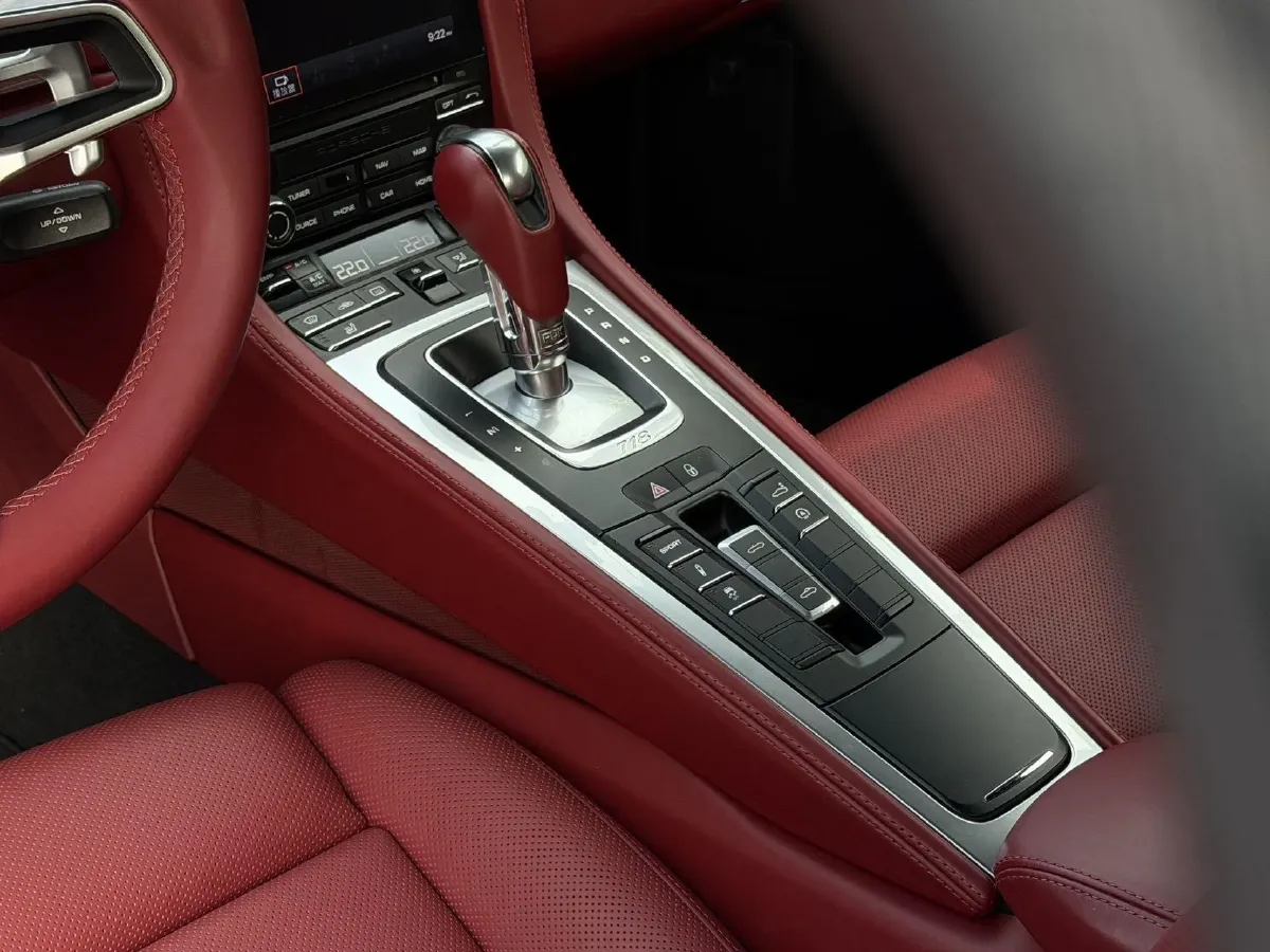 2016 Porsche 718 2.0T 250HP H4 7DCT,autocango,china used car exporter,china ev exporter,chinese used car exporter,chinese used ev exporter