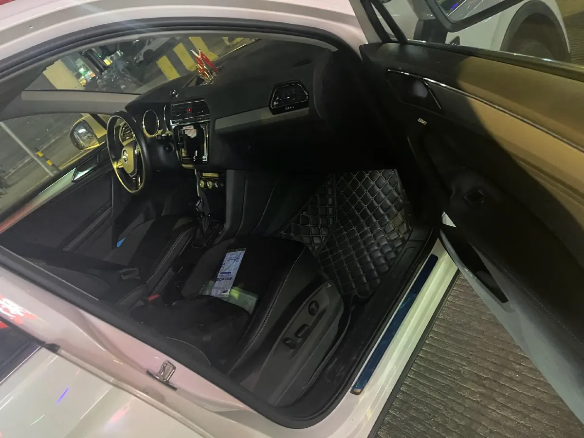 2018 Volkswagen Tiguan L 1.4T 150HP L4 6DCT,autocango,china used car exporter,china ev exporter,chinese used car exporter,chinese used ev exporter