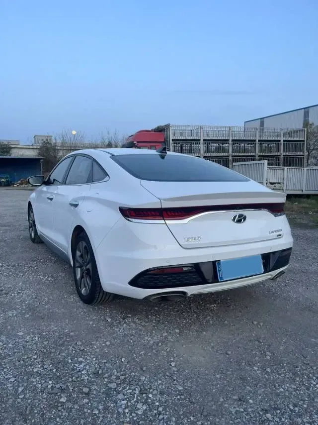 2019 Hyundai La Festa 1.6T 204HP L4 7DCT,autocango,china used car exporter,china ev exporter,chinese used car exporter,chinese used ev exporter
