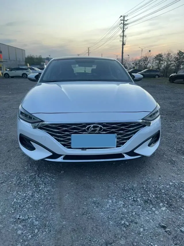 2019 Hyundai La Festa 1.6T 204HP L4 7DCT,autocango,china used car exporter,china ev exporter,chinese used car exporter,chinese used ev exporter