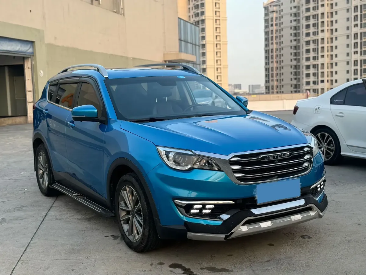 2018 Jetour X70 1.5T 147HP L4 5MT,autocango,china used car exporter,china ev exporter,chinese used car exporter,chinese used ev exporter