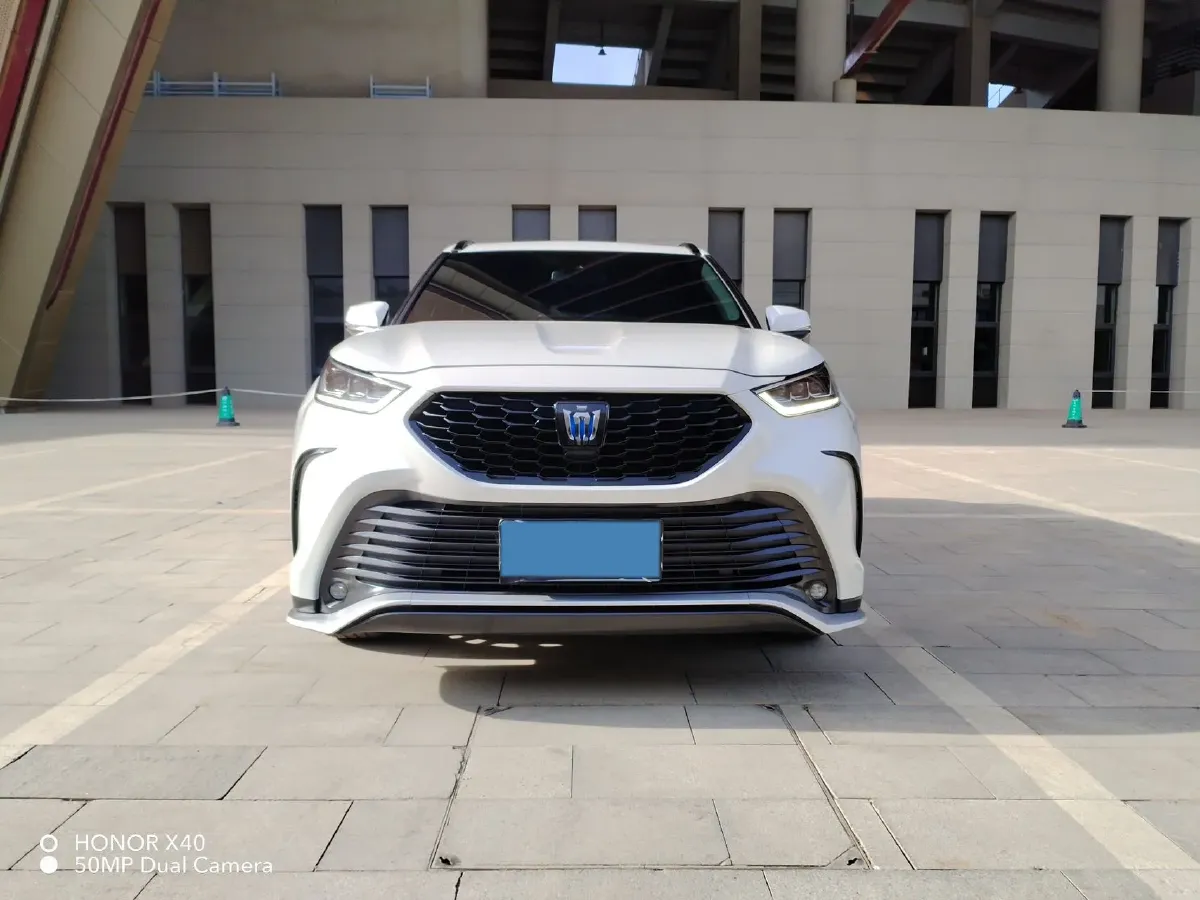 2022 Toyota Crown Kluger 2.5L 192HP L4 E-CVT Hybrid,autocango,china used car exporter,china ev exporter,chinese used car exporter,chinese used ev exporter