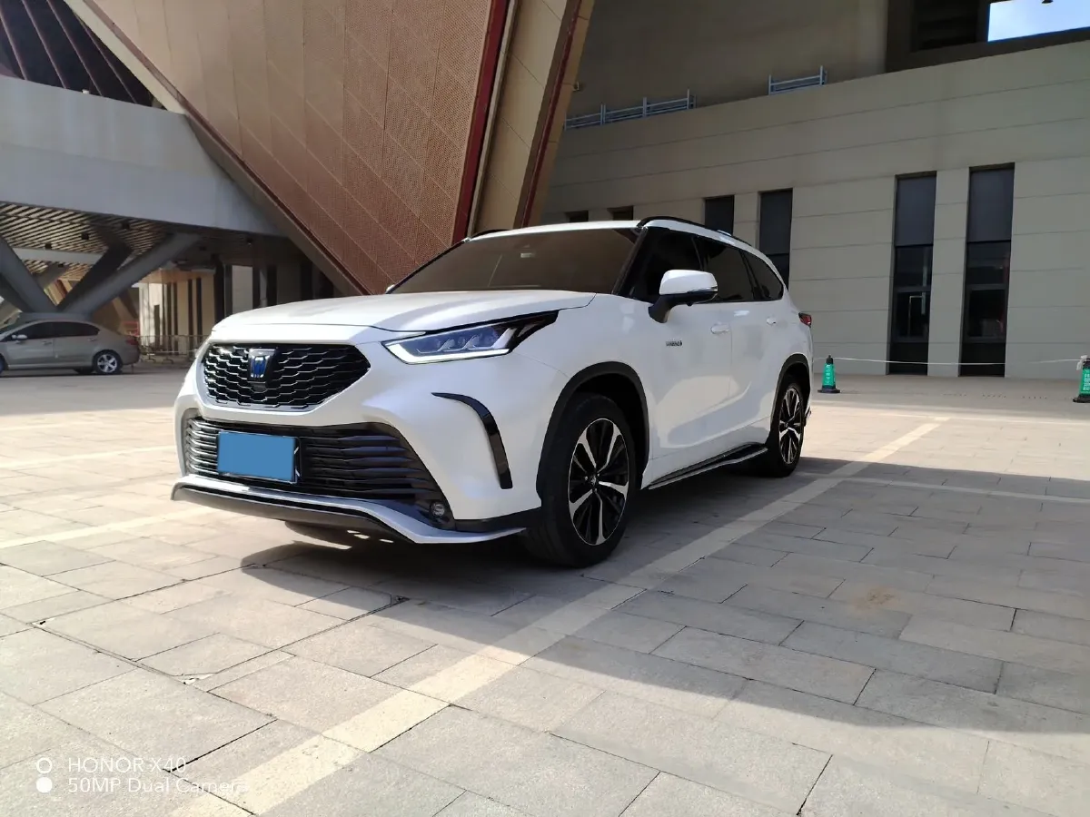 2022 Toyota Crown Kluger 2.5L 192HP L4 E-CVT Hybrid,autocango,china used car exporter,china ev exporter,chinese used car exporter,chinese used ev exporter