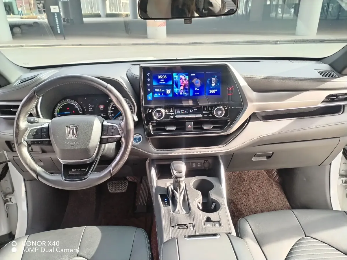 2022 Toyota Crown Kluger 2.5L 192HP L4 E-CVT Hybrid,autocango,china used car exporter,china ev exporter,chinese used car exporter,chinese used ev exporter