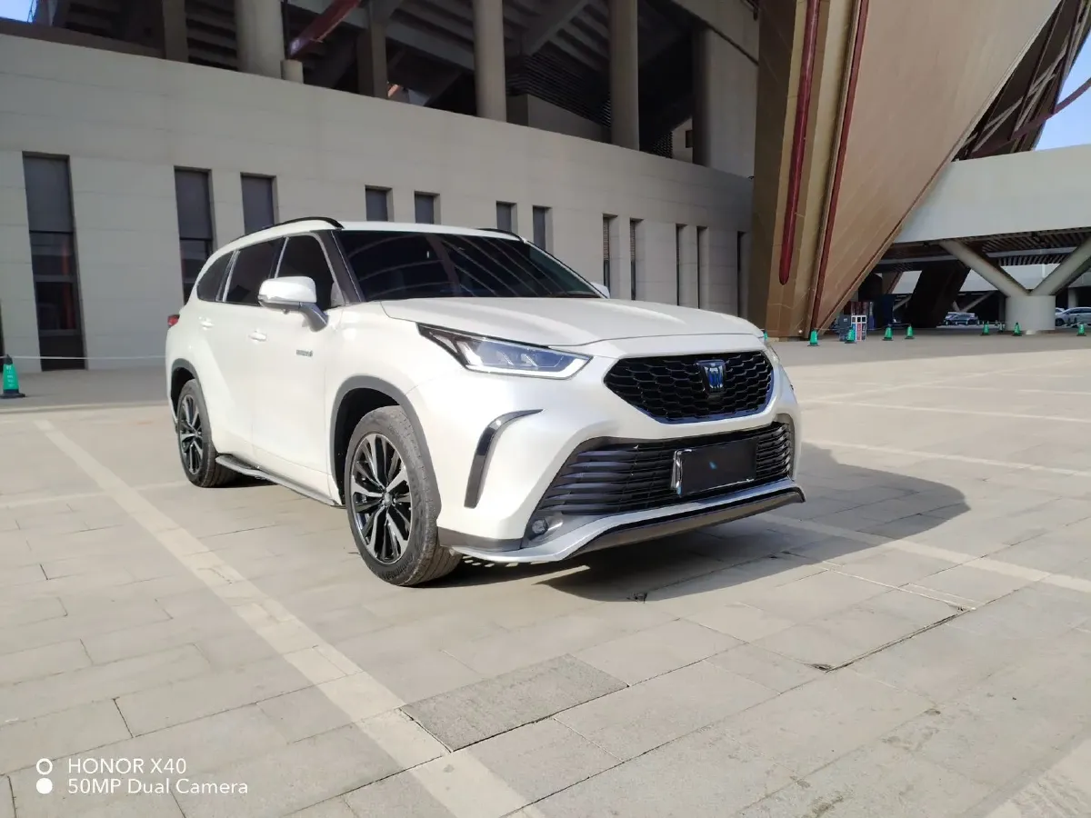 2022 Toyota Crown Kluger 2.5L 192HP L4 E-CVT Hybrid,autocango,china used car exporter,china ev exporter,chinese used car exporter,chinese used ev exporter