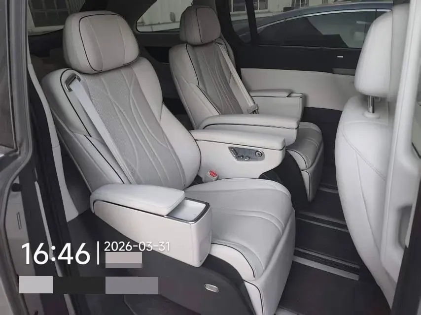 2025 Xpeng X9 BEV,autocango,china used car exporter,china ev exporter,chinese used car exporter,chinese used ev exporter