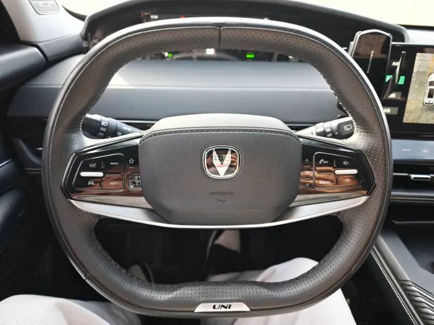 2023 ChangAn UNI-K iDD 1.5T 170HP L4 6TCT PHEV 28.39KWH,autocango,china used car exporter,china ev exporter,chinese used car exporter,chinese used ev exporter