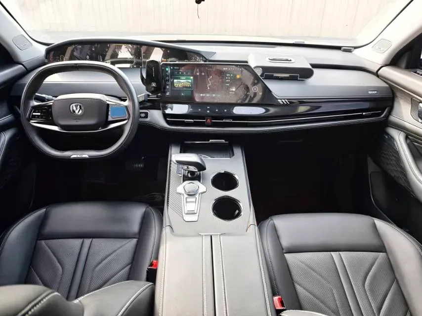 2023 ChangAn UNI-K iDD 1.5T 170HP L4 6TCT PHEV 28.39KWH,autocango,china used car exporter,china ev exporter,chinese used car exporter,chinese used ev exporter