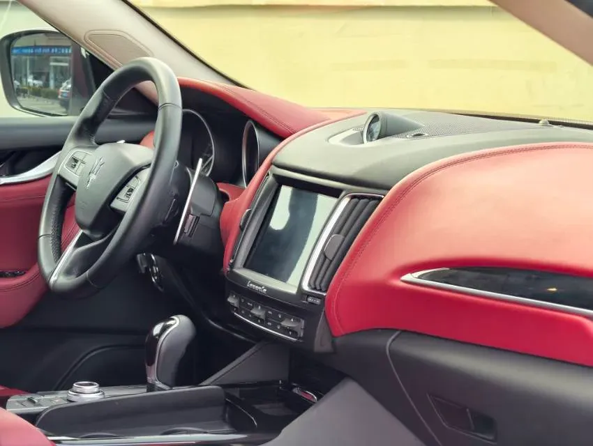 2018 Jaguar XJ 3.0T 340HP V6 8AT,autocango,china used car exporter,china ev exporter,chinese used car exporter,chinese used ev exporter