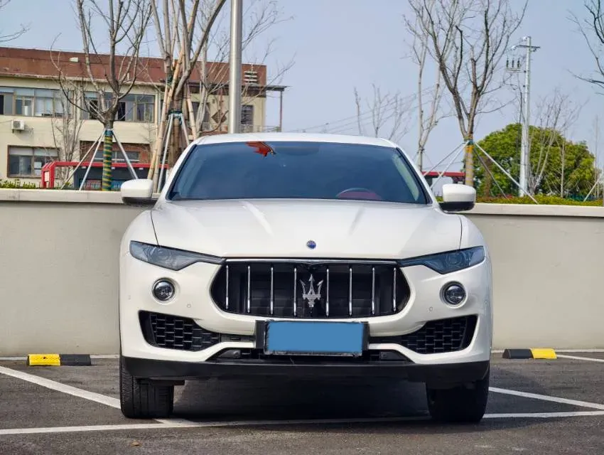 2018 Jaguar XJ 3.0T 340HP V6 8AT,autocango,china used car exporter,china ev exporter,chinese used car exporter,chinese used ev exporter