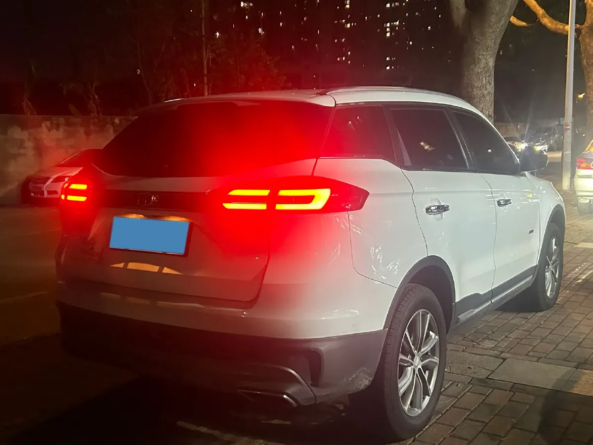 2018 Geely Azkarra 1.8T 184HP L4 6AT,autocango,china used car exporter,china ev exporter,chinese used car exporter,chinese used ev exporter