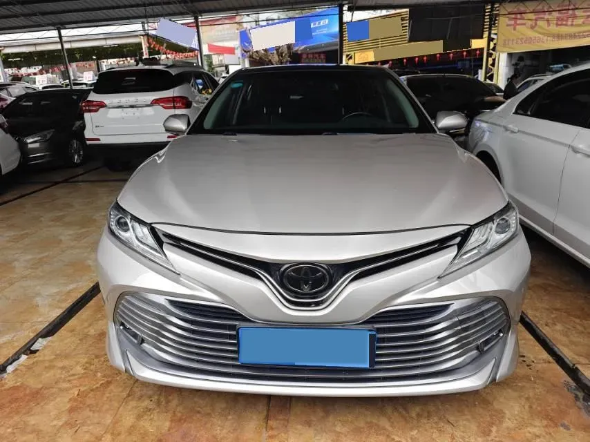 2019 Toyota Camry 2.5L 209HP L4 8AT,autocango,china used car exporter,china ev exporter,chinese used car exporter,chinese used ev exporter