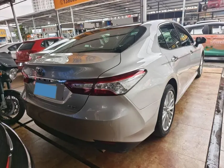 2019 Toyota Camry 2.5L 209HP L4 8AT,autocango,china used car exporter,china ev exporter,chinese used car exporter,chinese used ev exporter