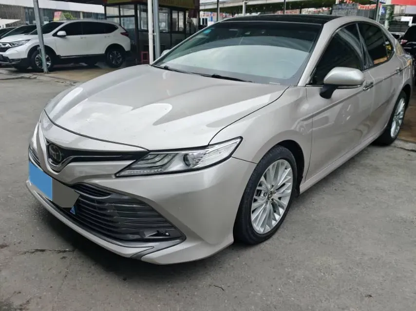 2019 Toyota Camry 2.5L 209HP L4 8AT,autocango,china used car exporter,china ev exporter,chinese used car exporter,chinese used ev exporter