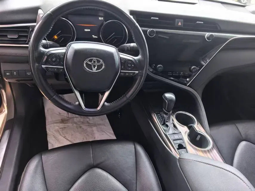 2019 Toyota Camry 2.5L 209HP L4 8AT,autocango,china used car exporter,china ev exporter,chinese used car exporter,chinese used ev exporter