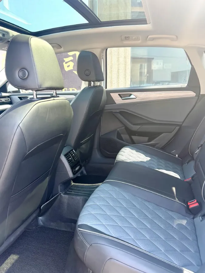 2023 Volkswagen Sagitar 1.5T 160HP L4 7DCT,autocango,china used car exporter,china ev exporter,chinese used car exporter,chinese used ev exporter