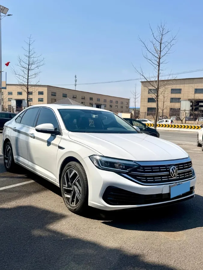 2023 Volkswagen Sagitar 1.5T 160HP L4 7DCT,autocango,china used car exporter,china ev exporter,chinese used car exporter,chinese used ev exporter