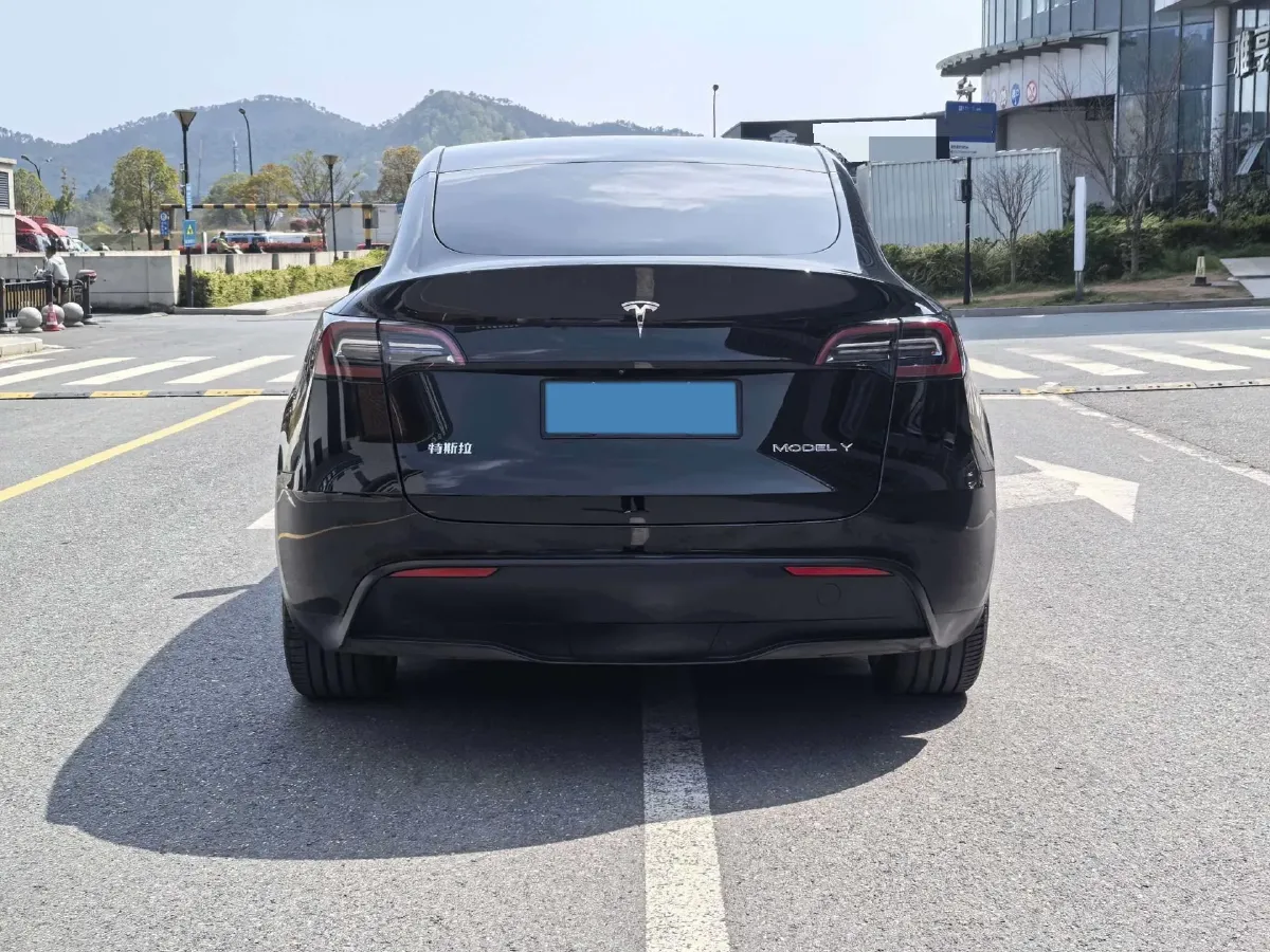 2022 Tesla Model Y BEV 60KWH,autocango,china used car exporter,china ev exporter,chinese used car exporter,chinese used ev exporter