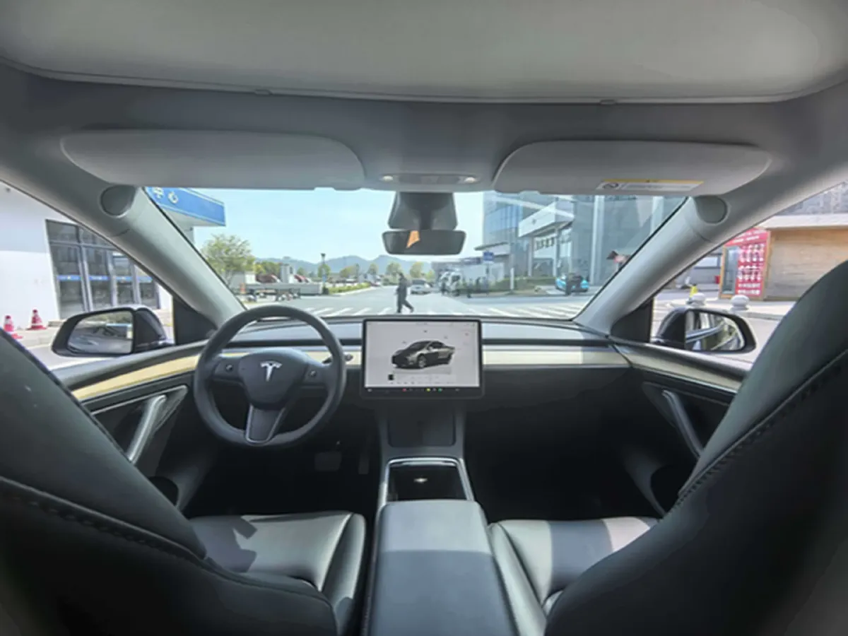 2022 Tesla Model Y BEV 60KWH,autocango,china used car exporter,china ev exporter,chinese used car exporter,chinese used ev exporter