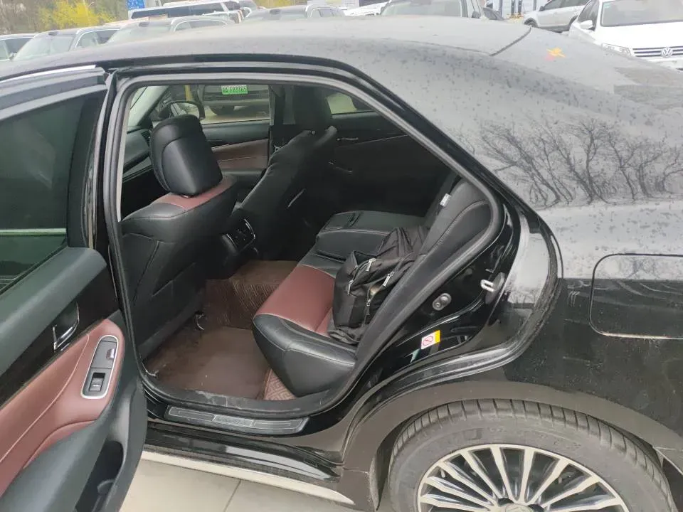 2018 Toyota Highlander 2.0T 220HP L4 6AT,autocango,china used car exporter,china ev exporter,chinese used car exporter,chinese used ev exporter