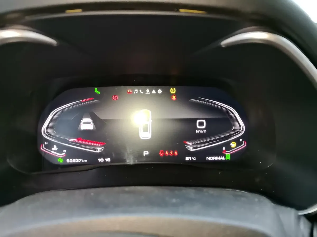 2021 WEY VV6 2.0T 227HP L4 7DCT,autocango,china used car exporter,china ev exporter,chinese used car exporter,chinese used ev exporter