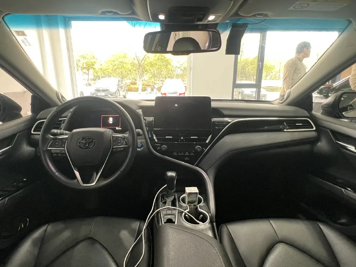 2021 Toyota Camry 2.5L 209HP L4 8AT,autocango,china used car exporter,china ev exporter,chinese used car exporter,chinese used ev exporter