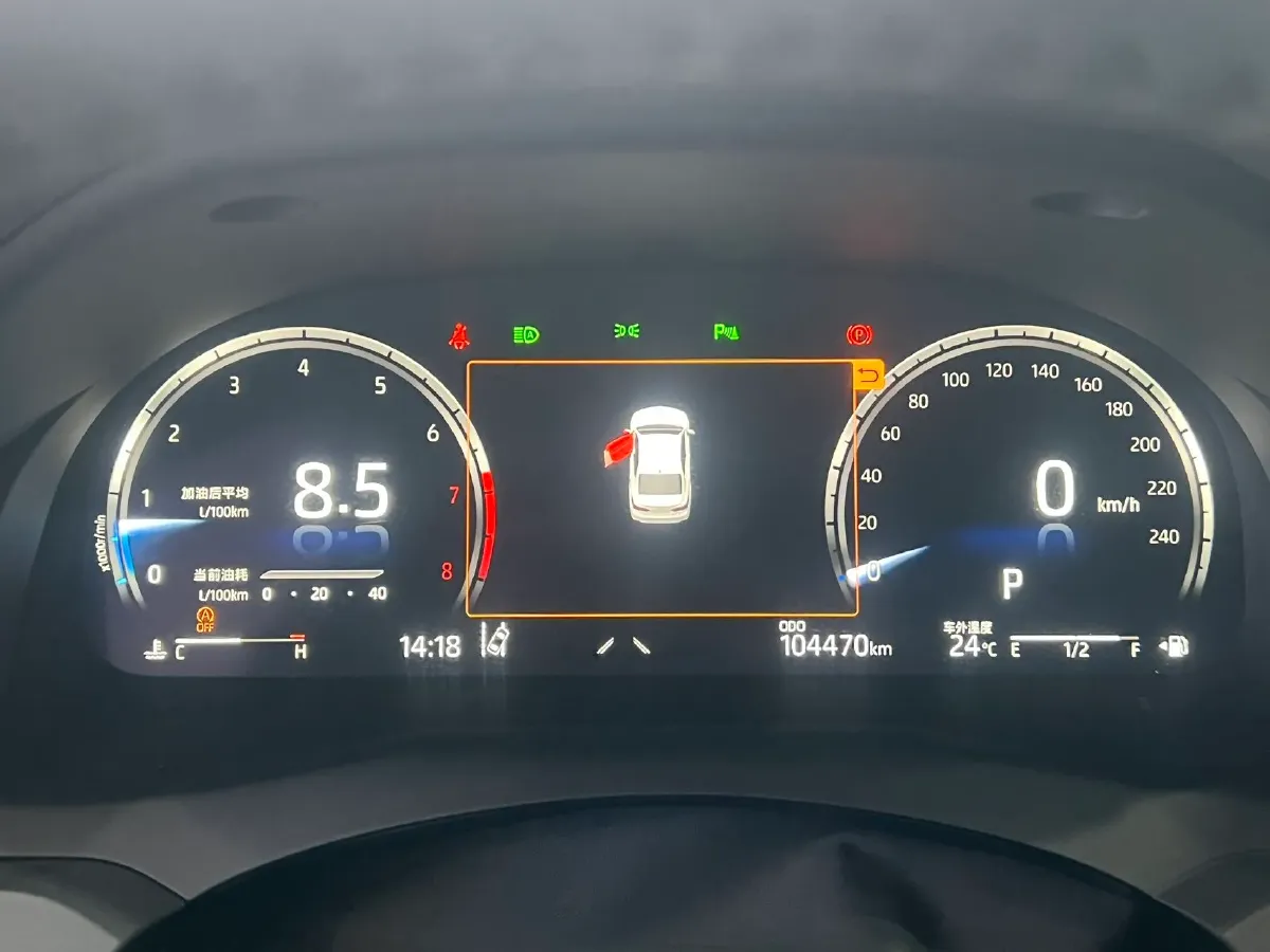 2021 Toyota Camry 2.5L 209HP L4 8AT,autocango,china used car exporter,china ev exporter,chinese used car exporter,chinese used ev exporter