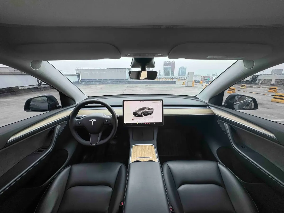 2022 Tesla Model Y BEV 60KWH,autocango,china used car exporter,china ev exporter,chinese used car exporter,chinese used ev exporter