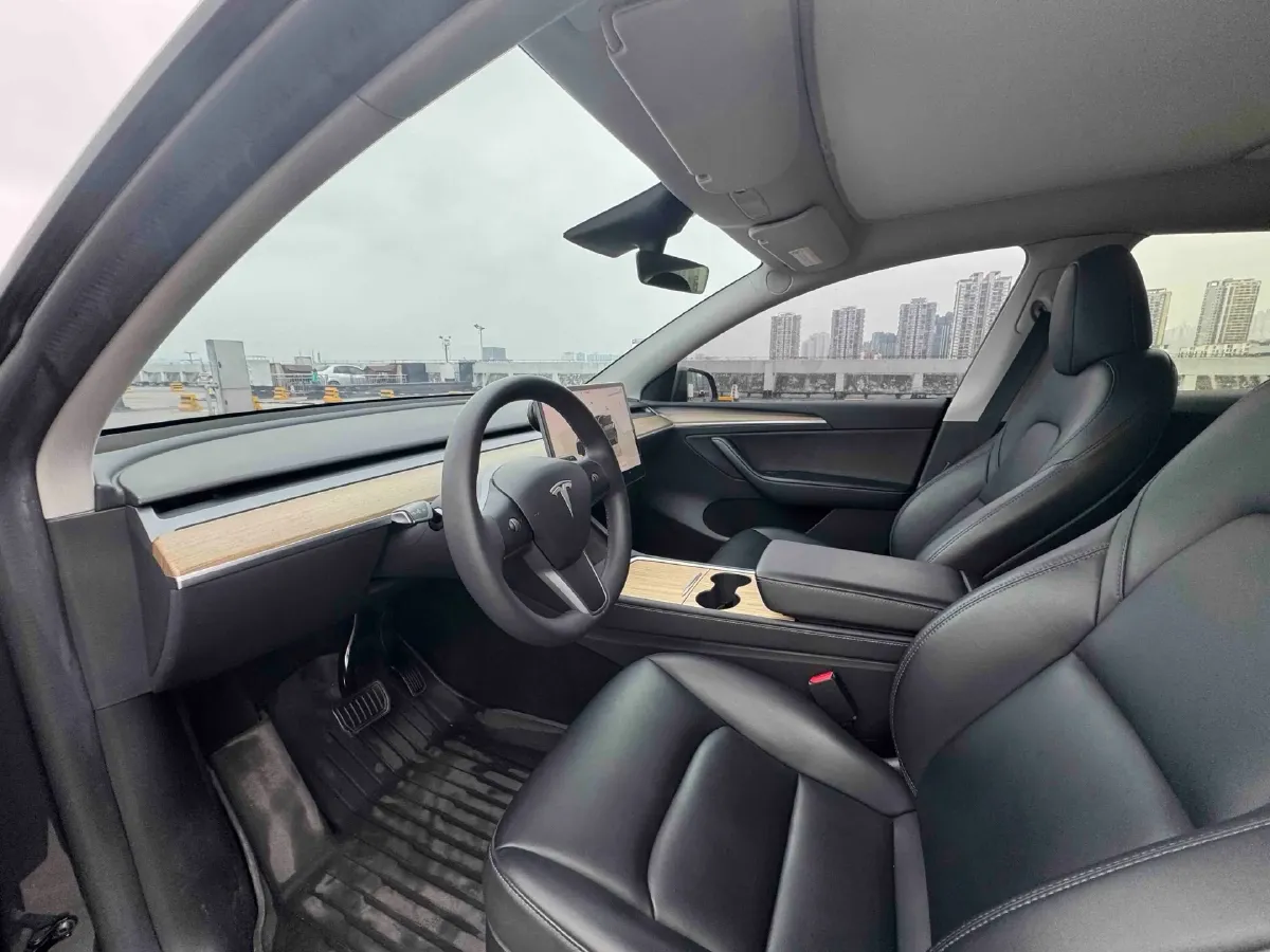 2022 Tesla Model Y BEV 60KWH,autocango,china used car exporter,china ev exporter,chinese used car exporter,chinese used ev exporter
