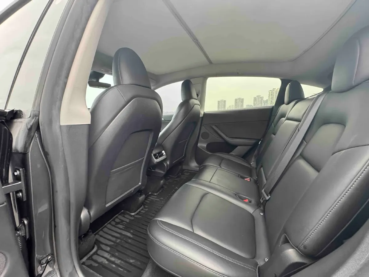 2022 Tesla Model Y BEV 60KWH,autocango,china used car exporter,china ev exporter,chinese used car exporter,chinese used ev exporter