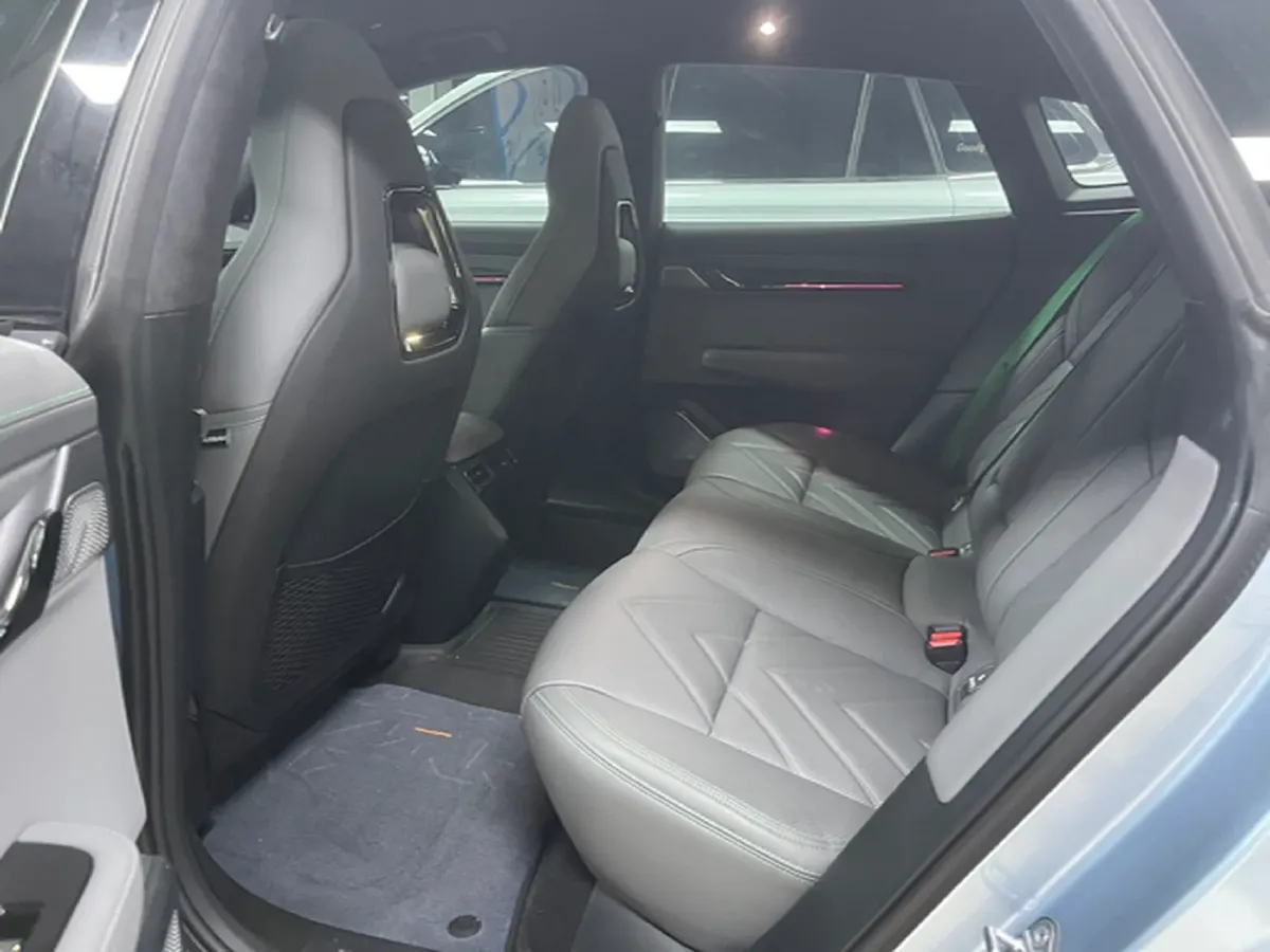 2023 Zeekr 001 BEV 100KWH,autocango,china used car exporter,china ev exporter,chinese used car exporter,chinese used ev exporter