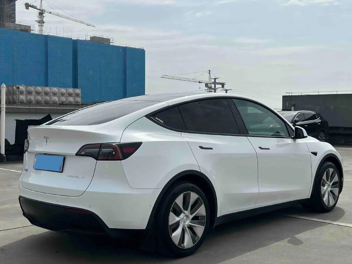 2022 Tesla Model Y BEV 60KWH,autocango,china used car exporter,china ev exporter,chinese used car exporter,chinese used ev exporter