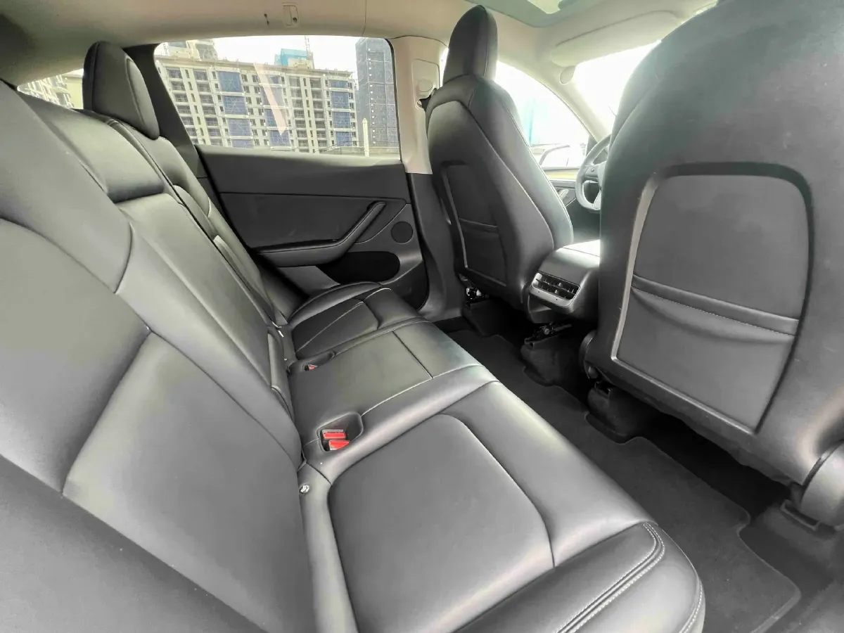 2022 Tesla Model Y BEV 60KWH,autocango,china used car exporter,china ev exporter,chinese used car exporter,chinese used ev exporter